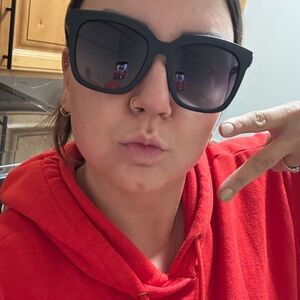 Stylish Black Sunglasses